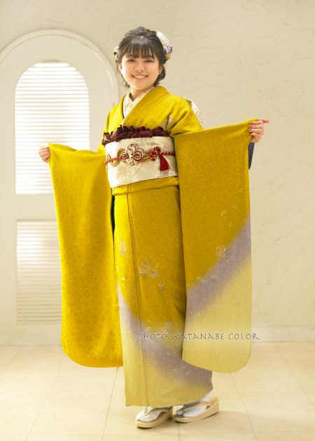 成人式可愛い立ち姿